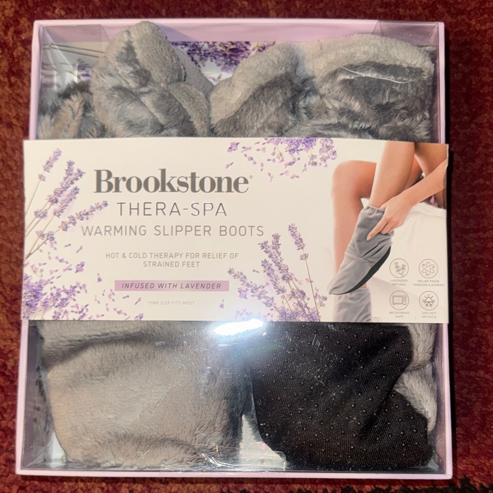 NEW Brookstone Thera-Spa Warming Slipper Boots